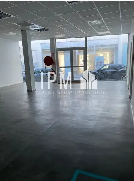 Commerce de détail dans Marseille à louer Photo intérieure- Image 1 de 5