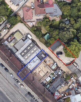 Plus de détails pour 196 Kingston Rd, Epsom - Commerce de détail à vendre