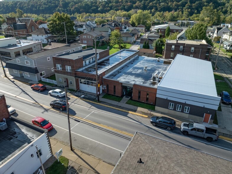 5011 Grand Ave, Pittsburgh, PA for sale - Building Photo - Image 2 of 8