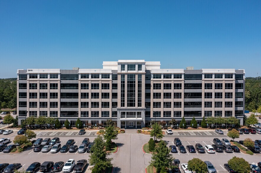 3015 Carrington Mill Blvd, Morrisville, NC à louer - Photo du bâtiment - Image 2 de 7