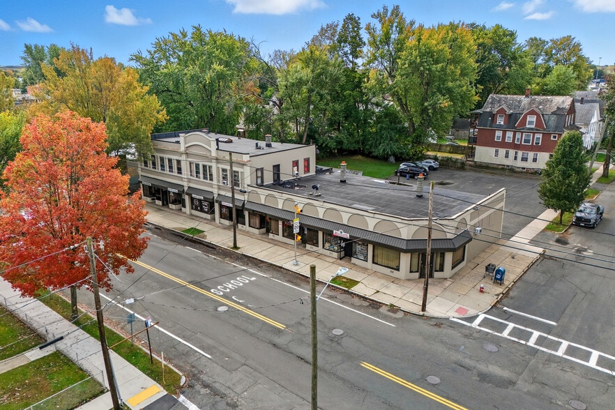 436 Main St, West Springfield, MA for lease - Building Photo - Image 1 of 9