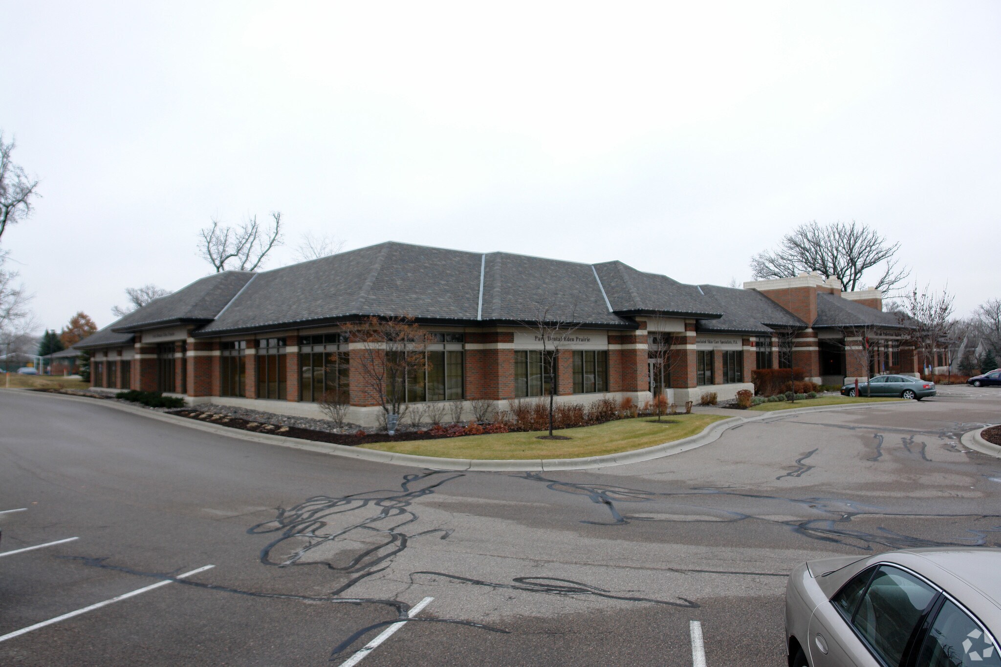 18315 Cascade Dr, Eden Prairie, MN for lease Building Photo- Image 1 of 11