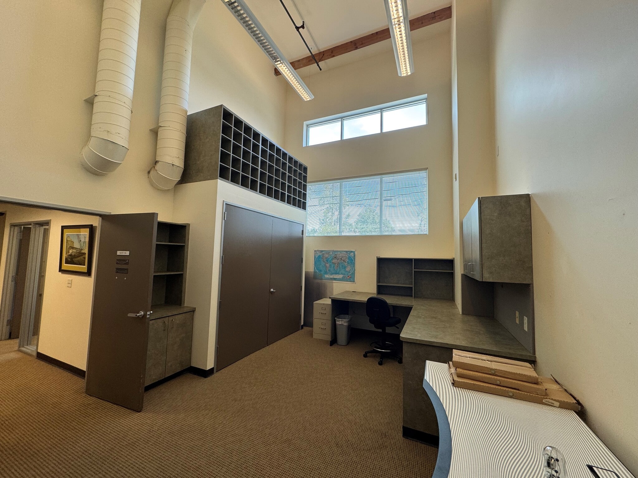 2009 V St, Sacramento, CA for lease Interior Photo- Image 1 of 11