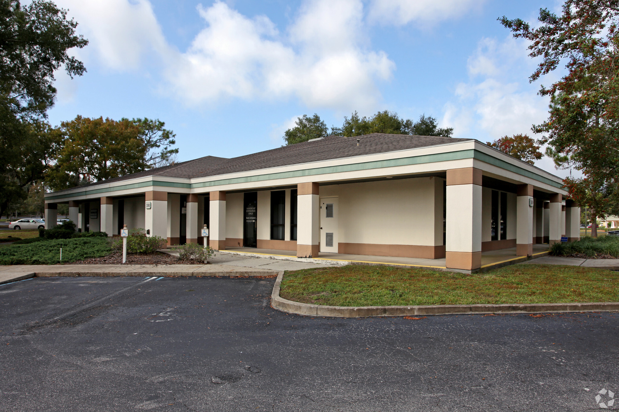 9401 SW Highway 200, Ocala, FL for lease Building Photo- Image 1 of 16