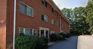 Plus de détails pour 2006 Stadium Rd, Charlottesville, VA - Multi-résidentiel à vendre