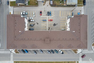 1010 Railway St, Crossfield, AB - AÉRIEN  Vue de la carte - Image1