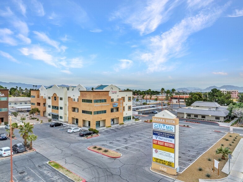 5440 W Sahara Ave, Las Vegas, NV for lease - Building Photo - Image 3 of 21