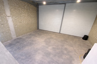 14 Chemin De La Poudrière, Mérignac for lease Interior Photo- Image 2 of 4