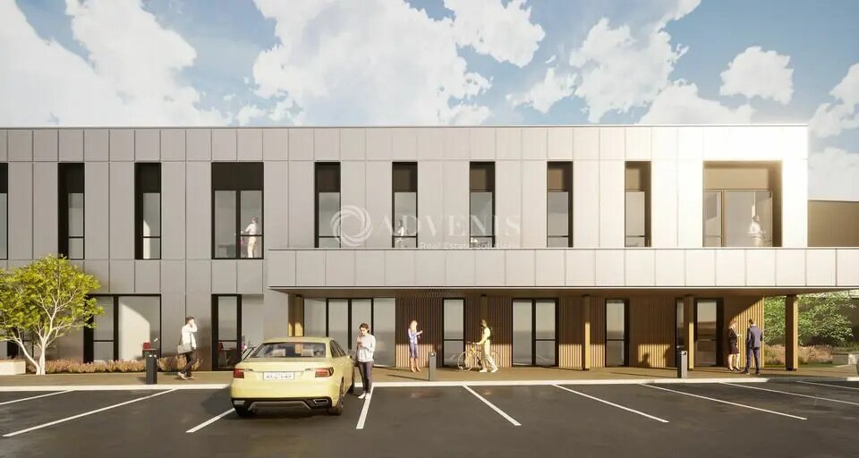 Local d'activités dans Lieusaint à vendre Photo du bâtiment- Image 1 de 5