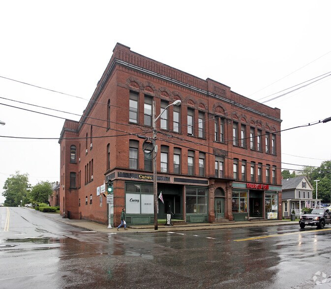 117 Main St, Spencer, MA à louer - Photo du bâtiment - Image 2 de 2