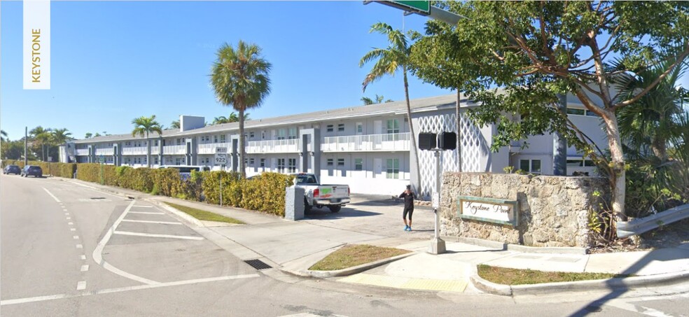 2225 NE 123rd St, North Miami, FL à vendre - Photo principale - Image 1 de 10