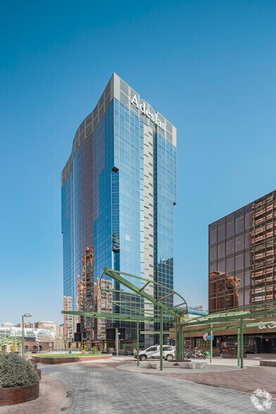 Plaza de Manuel Gómez-Moreno, 2, Madrid, Madrid for lease - Building Photo - Image 2 of 2