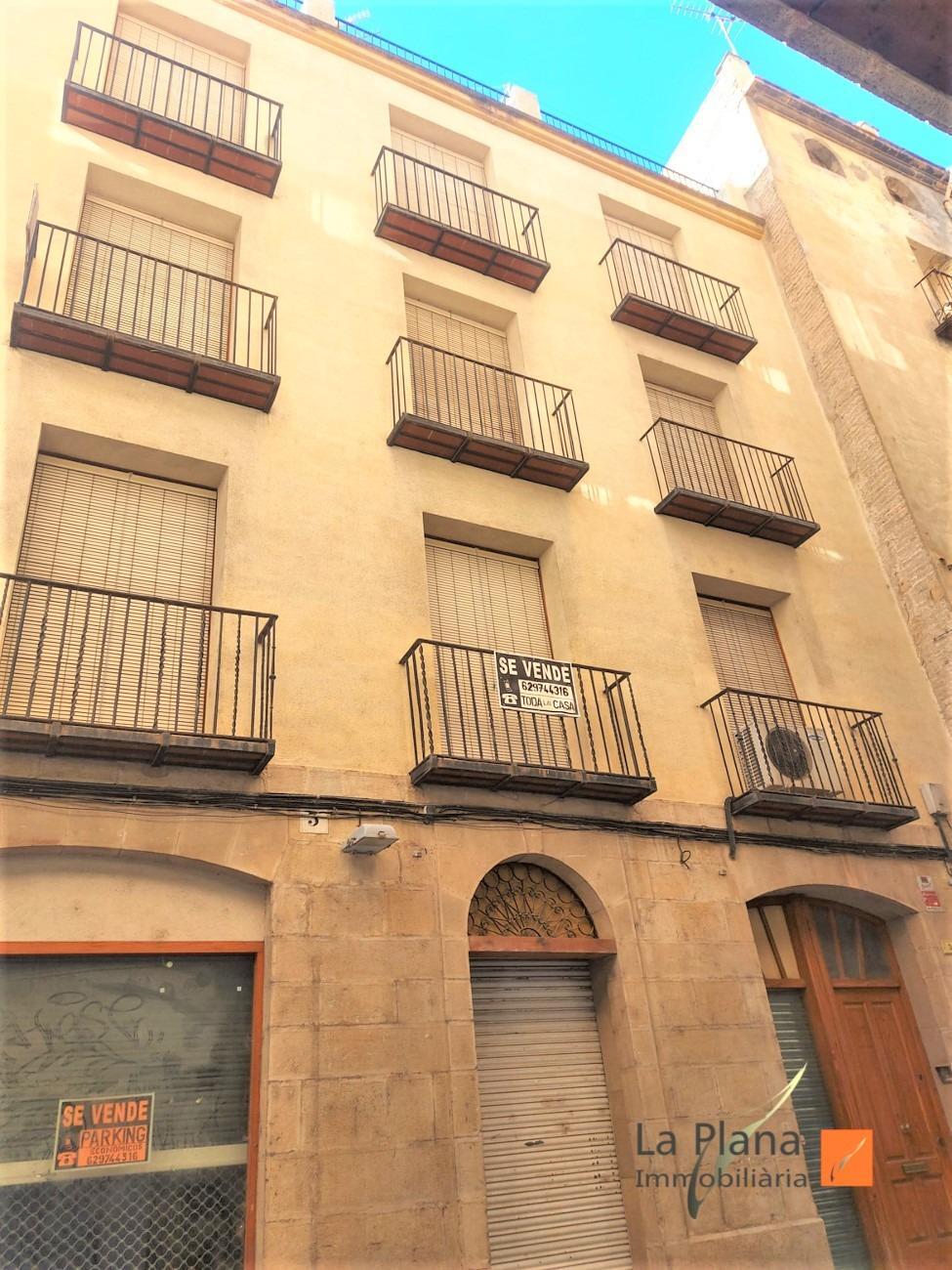 Immeuble residentiel dans Tortosa, Tarragona à vendre Photo du bâtiment- Image 1 de 10