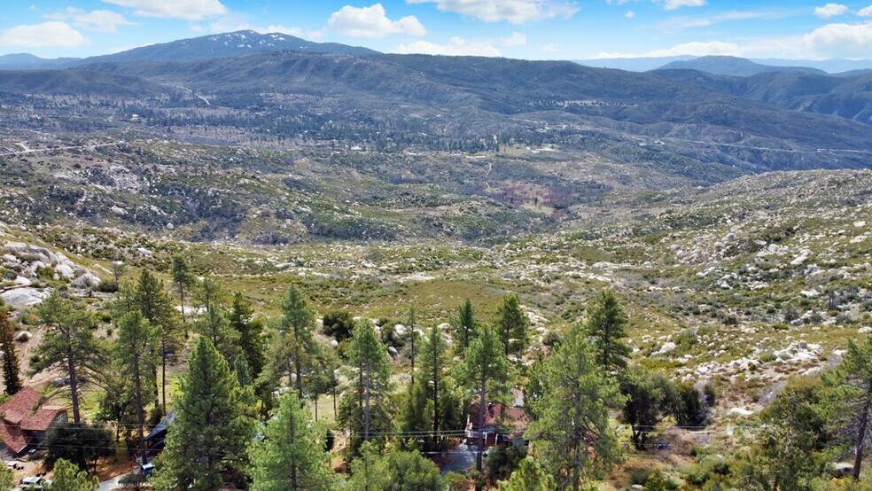 0 Deer Foot Ln, Idyllwild-Pine Cove, CA à vendre - Photo du bâtiment - Image 2 de 12