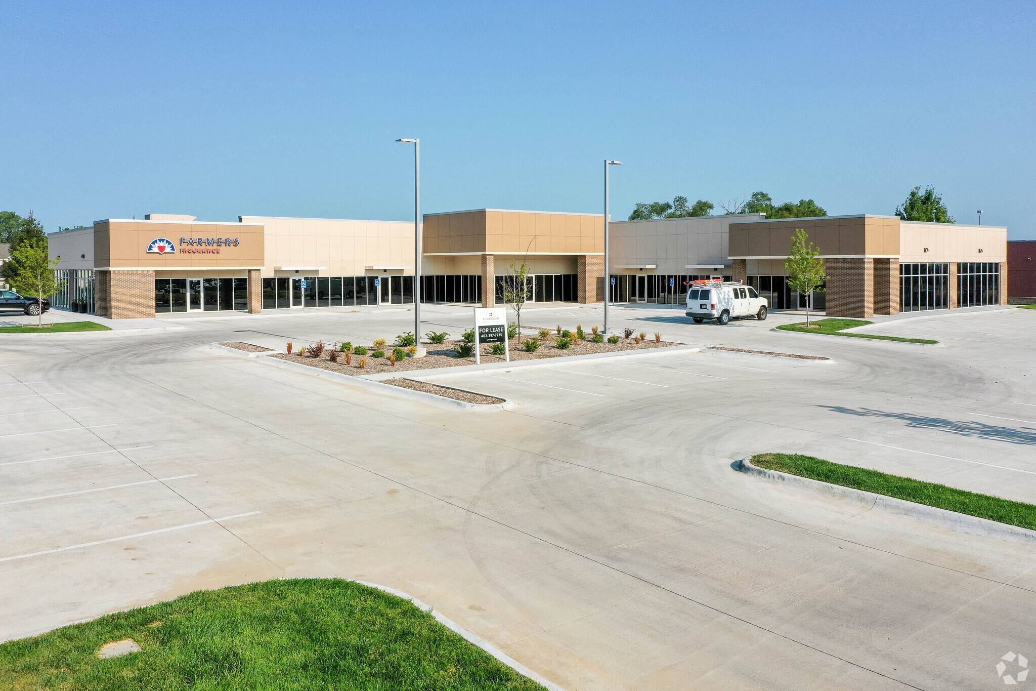 1314 N 205th St, Elkhorn, NE for lease Primary Photo- Image 1 of 4