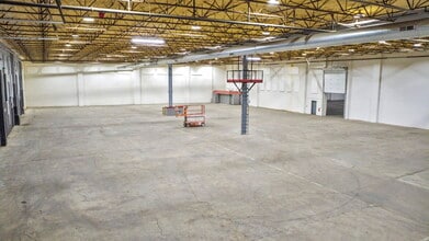 1450 E Walnut St, Lancaster, OH for sale Interior Photo- Image 1 of 3