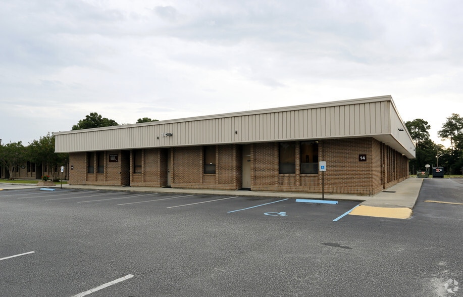 14 Farmfield Ave, Charleston, SC for lease - Building Photo - Image 2 of 4