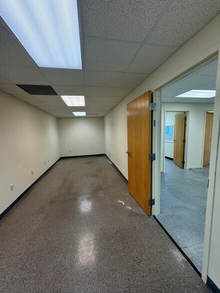 2571 US Route 11, La Fayette, NY for lease - Interior Photo - Image 3 of 7
