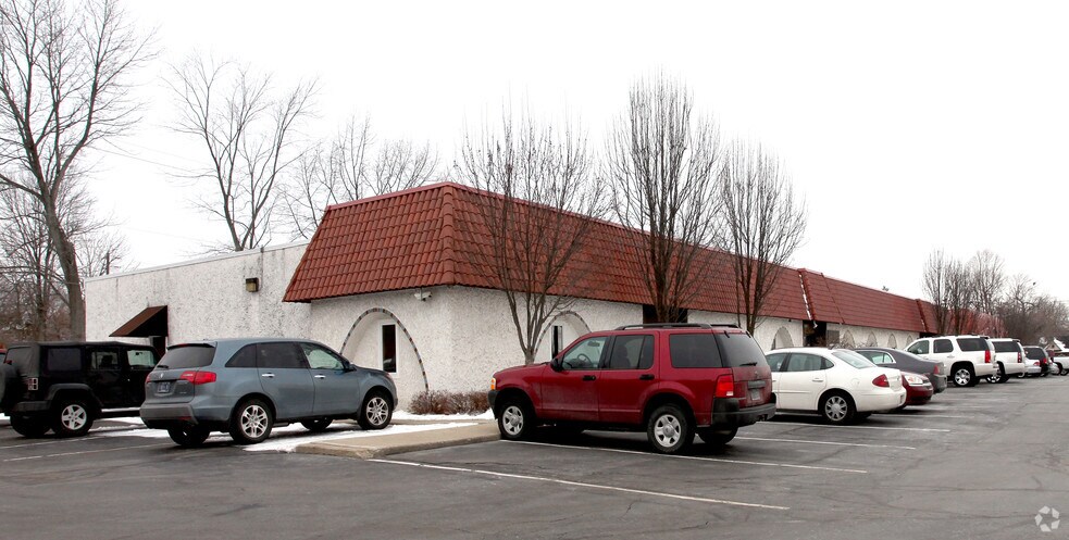 5103 S Madison Ave, Indianapolis, IN for sale - Primary Photo - Image 1 of 6