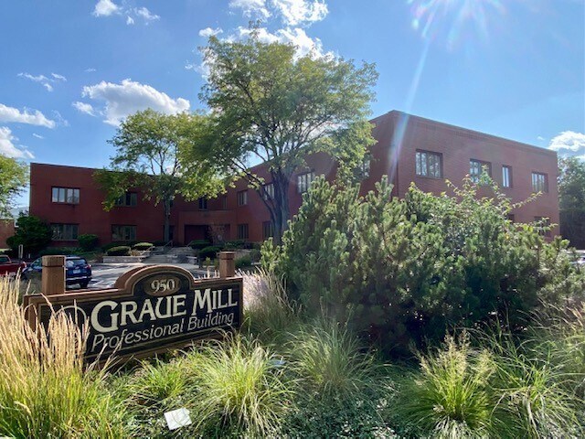 950 N York Rd, Hinsdale, IL for lease - Building Photo - Image 2 of 2