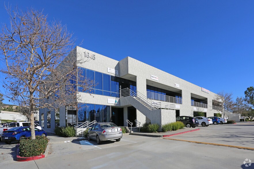 1645 S Rancho Santa Fe Rd, San Marcos, CA à vendre - Photo du bâtiment - Image 2 de 10