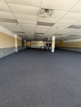 11212-11376 S Orange Blossom Trl, Orlando, FL à louer Photo intérieure- Image 1 de 3