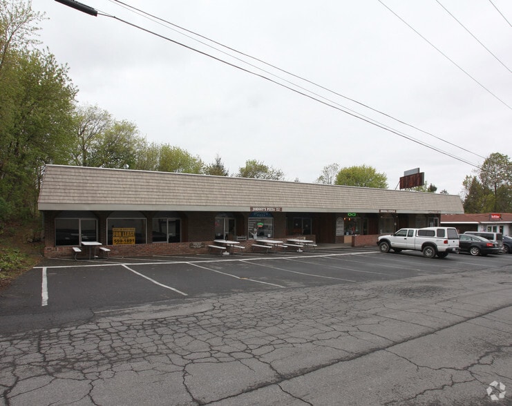 118-120 Julian Pl, Syracuse, NY for lease - Primary Photo - Image 2 of 19