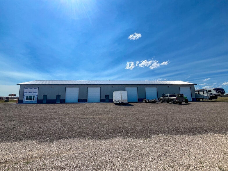 449 Cimarron dr, Box Elder, SD for lease - Building Photo - Image 2 of 7