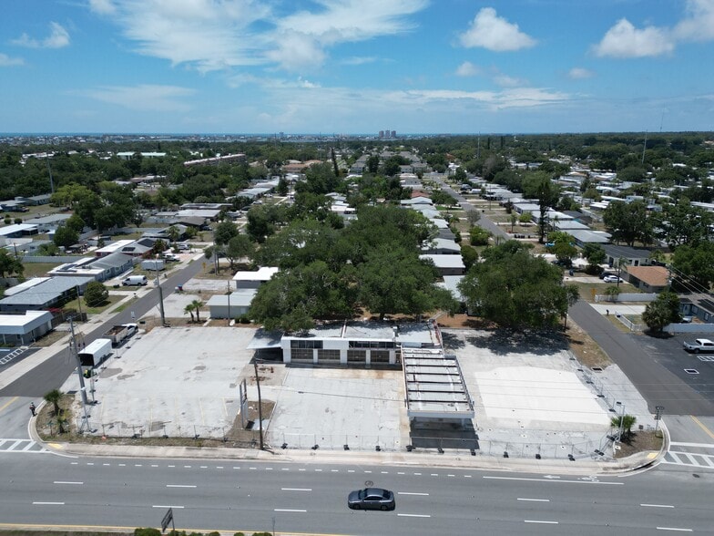 6390 Seminole Blvd, Seminole, FL for sale - Building Photo - Image 2 of 8