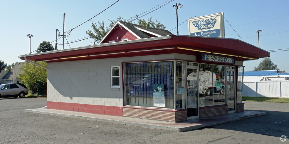 1210 E Main Ave, Puyallup, WA à vendre - Photo du bâtiment - Image 2 de 6