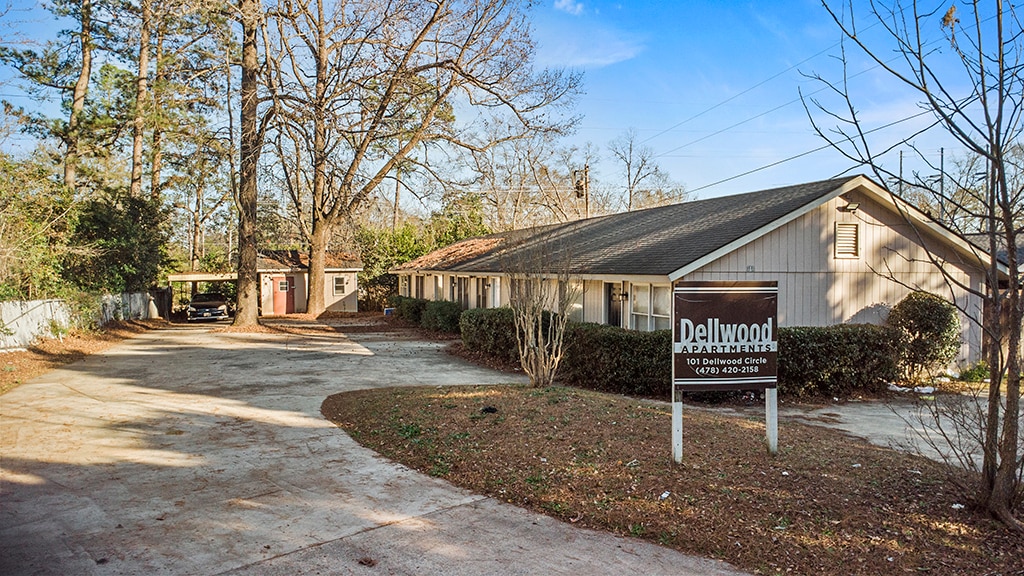 101 Delwood Cir, Warner Robins, GA à vendre Photo principale- Image 1 de 7