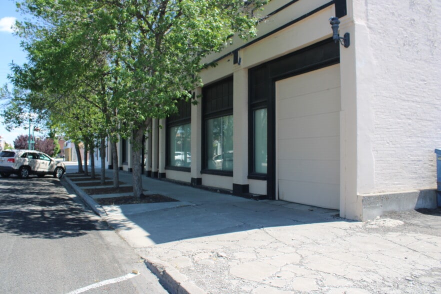 319 Main Ave W, Twin Falls, ID for sale - Building Photo - Image 3 of 29