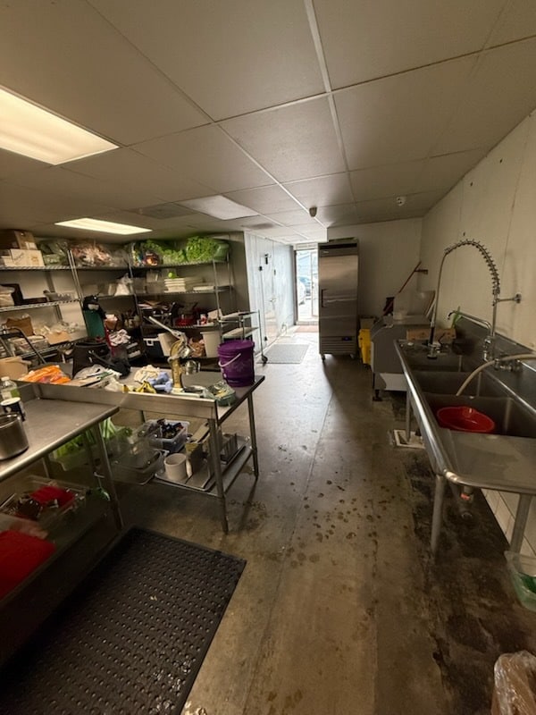 11700-11704 Moorpark St, Studio City, CA à louer Photo intérieure- Image 1 de 2