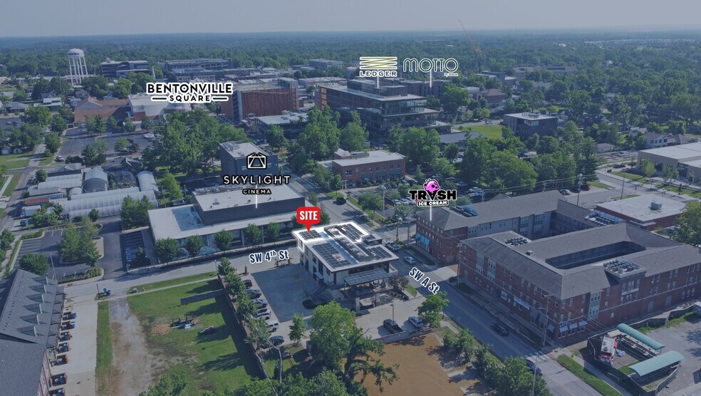 402 SW A St, Bentonville, AR à louer - Photo du bâtiment - Image 2 de 15