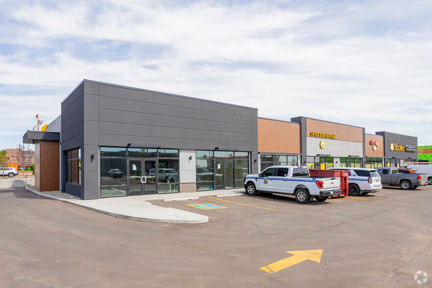 4500 Archie Klaiber Trl, Strathmore, AB à louer - Photo du bâtiment - Image 3 de 10