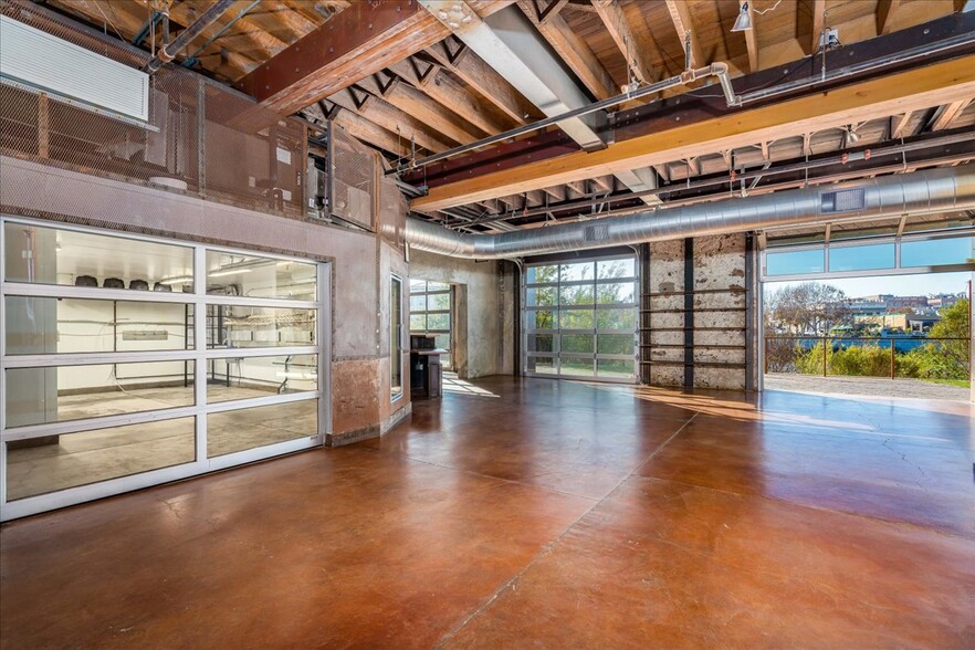 920-930 3rd St, Napa, CA à louer - Photo intérieure - Image 3 de 24