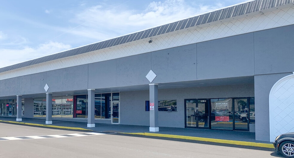 24139 US Highway 19 N, Clearwater, FL à louer - Photo du bâtiment - Image 2 de 5