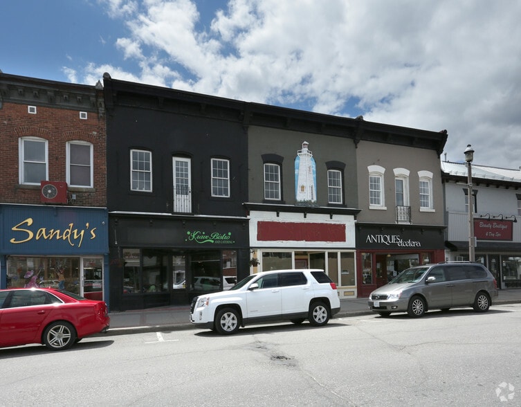 26 Elgin St W, Arnprior, ON for sale - Building Photo - Image 2 of 31
