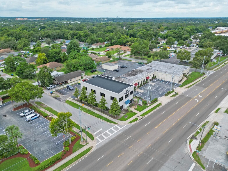 6404 Old Winter Garden Rd, Orlando, FL for sale - Building Photo - Image 3 of 3