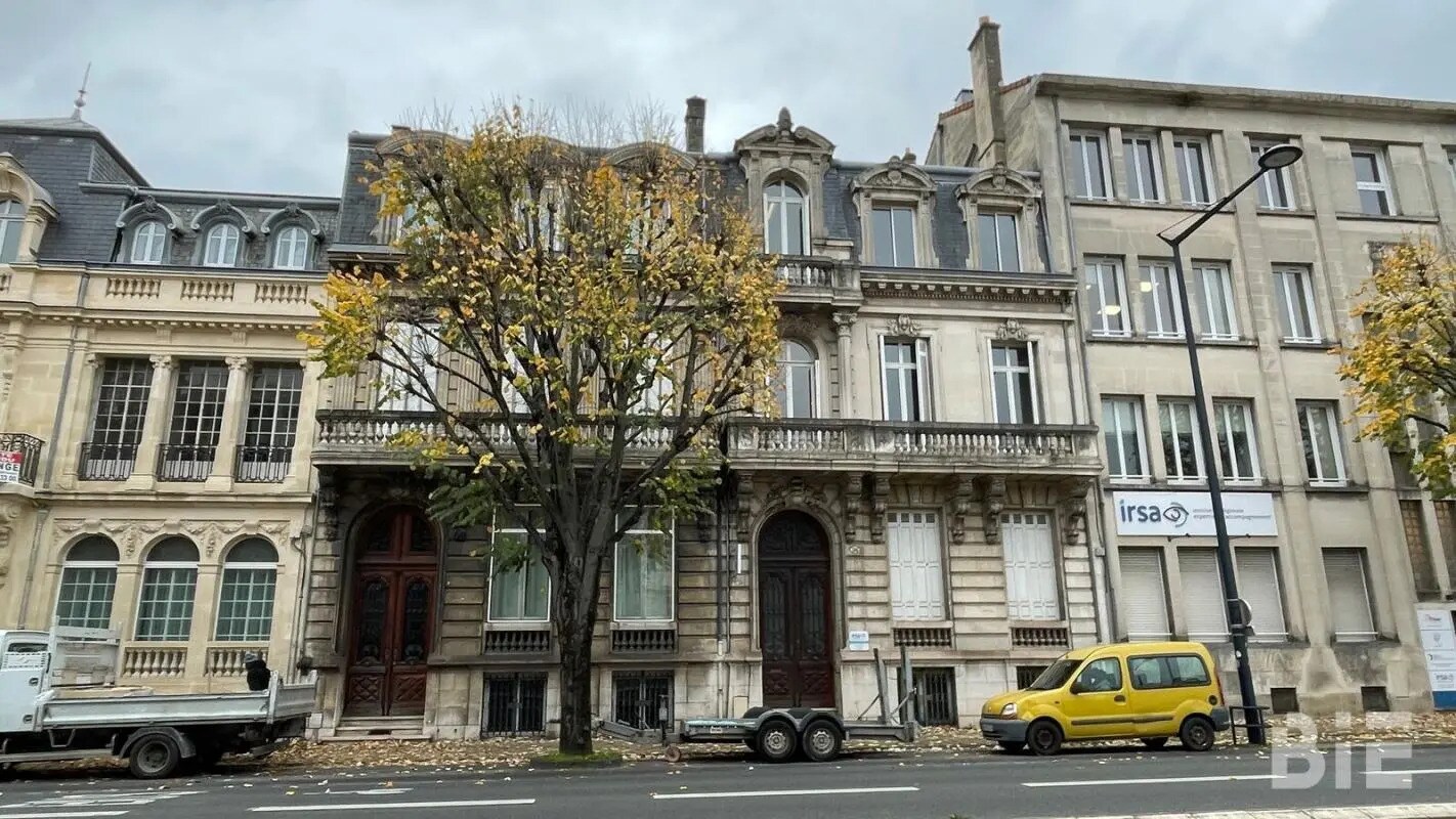 Bureau dans Bordeaux à vendre Photo du bâtiment- Image 1 de 13