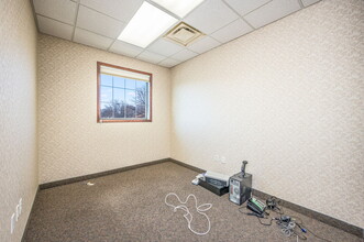 757 S State St, Fairmont, MN for lease Interior Photo- Image 2 of 19