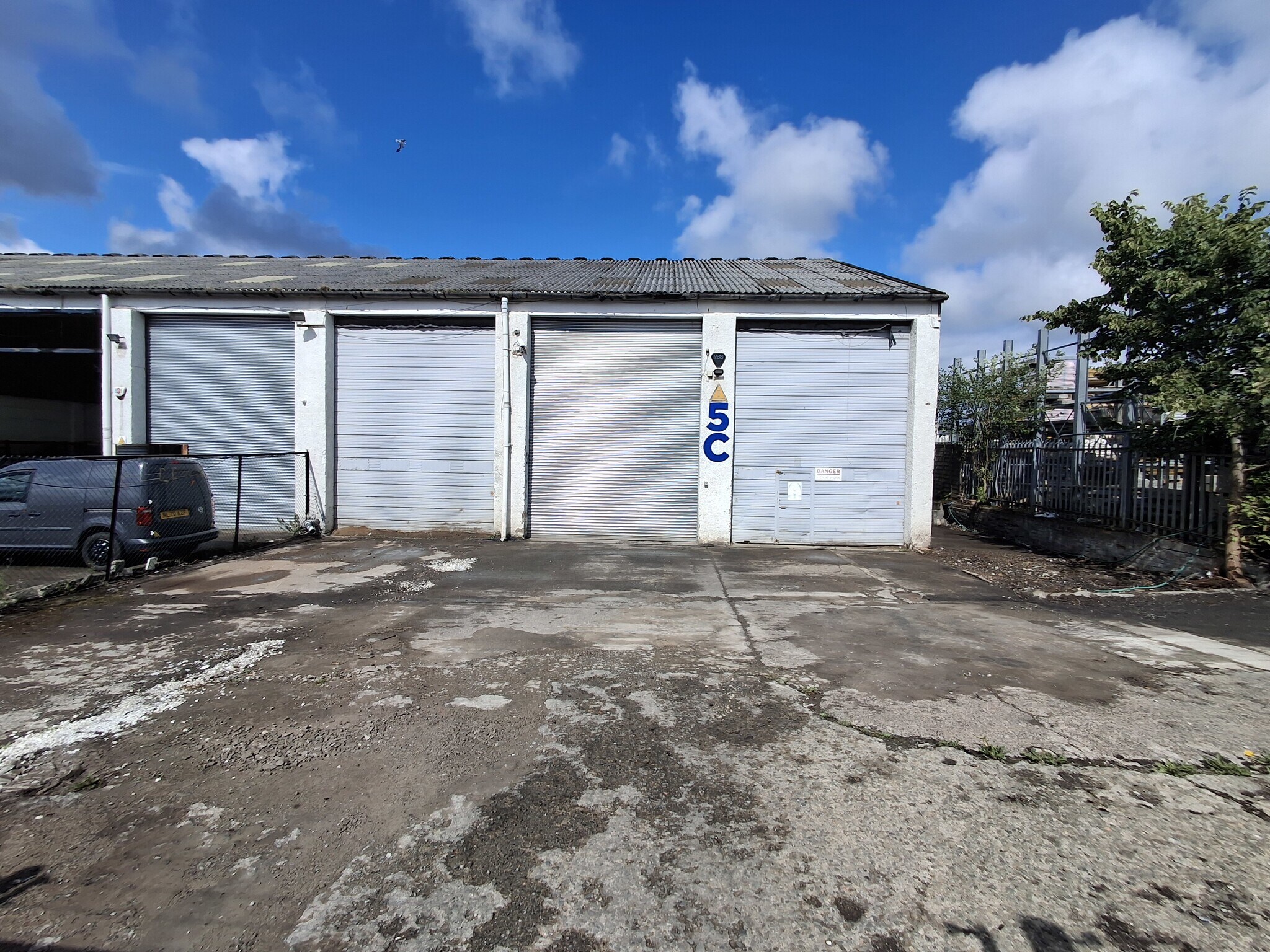 4 5A-5C Turnhouse Rd, Edinburgh for sale Primary Photo- Image 1 of 1