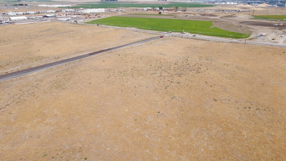 Road 40 South, Pasco, WA for sale - Building Photo - Image 2 of 7