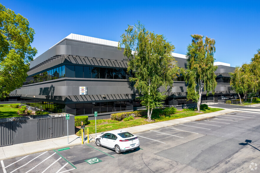 2870 Zanker Rd, San Jose, CA for lease - Primary Photo - Image 1 of 5