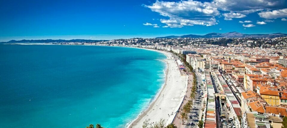 Retail in Nice for sale - Aerial - Image 2 of 3