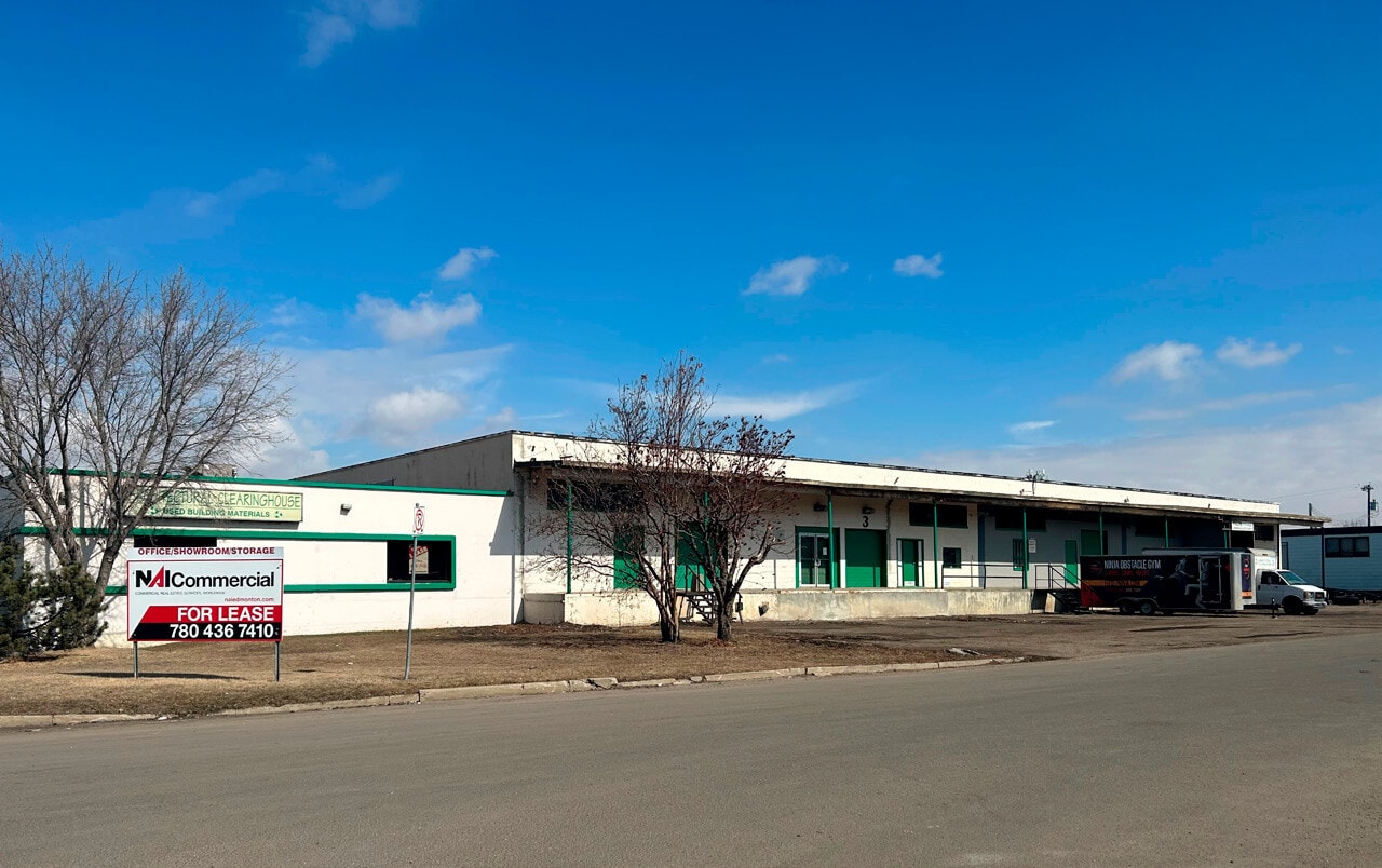 11507 120th St NW, Edmonton, AB for lease Building Photo- Image 1 of 9