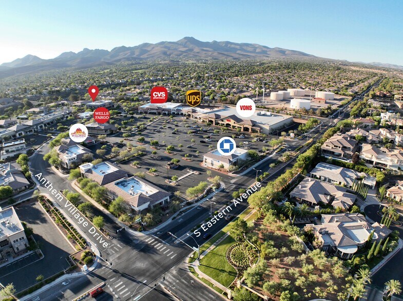 2500 Anthem Village Dr, Henderson, NV à vendre - Photo du bâtiment - Image 2 de 25