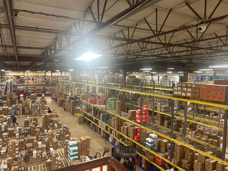 4100-4202 Technology Dr, South Bend, IN à louer - Photo du bâtiment - Image 2 de 8