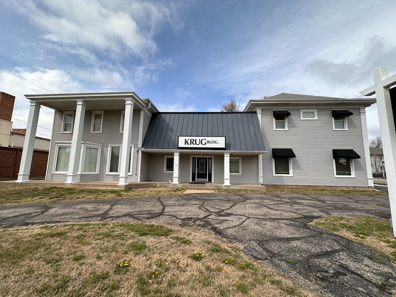 415 E Iron Ave, Salina, KS for sale - Building Photo - Image 1 of 7