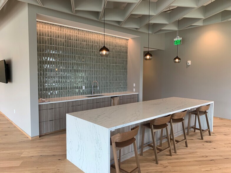 10 Lea Ave, Nashville, TN à louer - Photo intérieure - Image 2 de 28